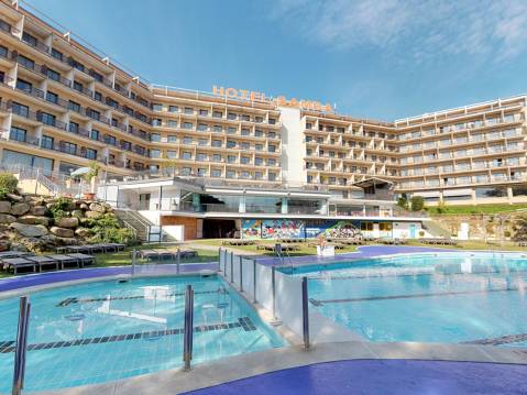 d4157-Hotel-Samba-piscina--1-.jpg