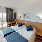 Pokój Dwuosobowy Ekonomiczny - 181d0-Economic-Room-Hotel-Samba-Bedroom.jpg